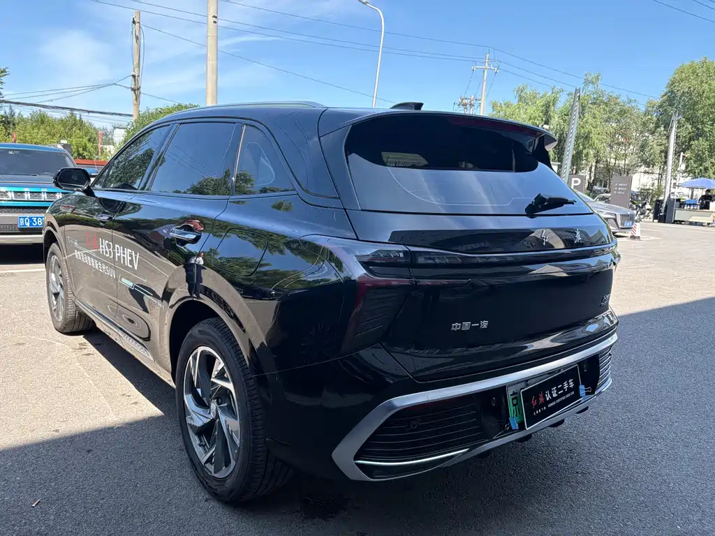 HONGQI HS3 PHEV 2024