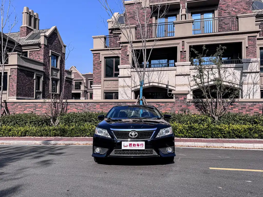 TOYOTA CAMRY 2012
