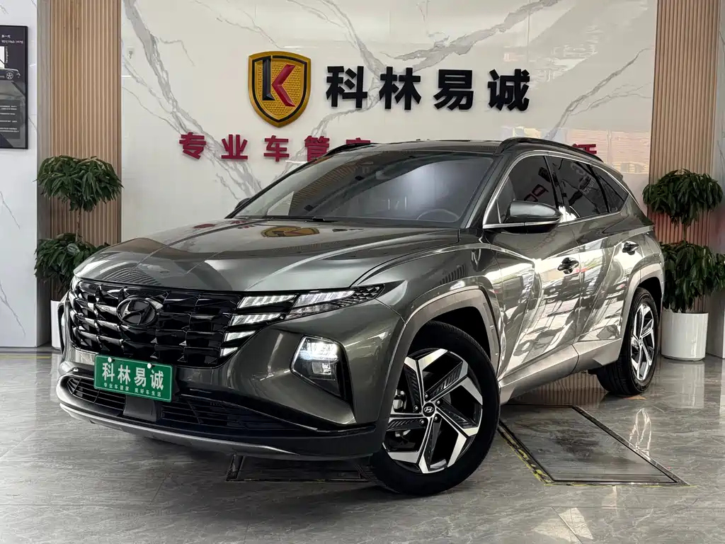 HYUNDAI TUCSON 2023