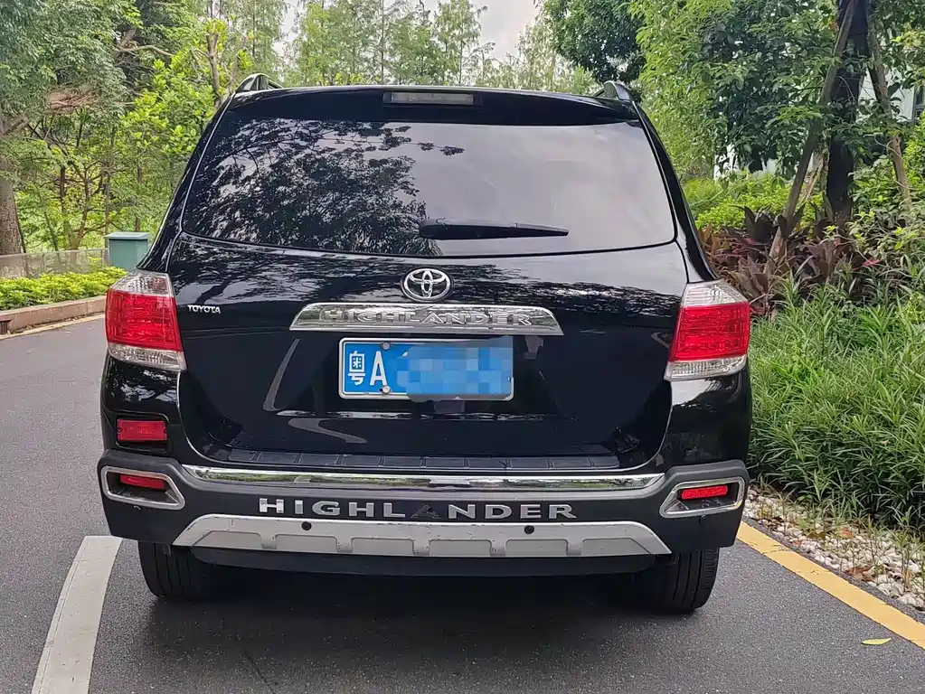 TOYOTA HIGHLANDER 2014