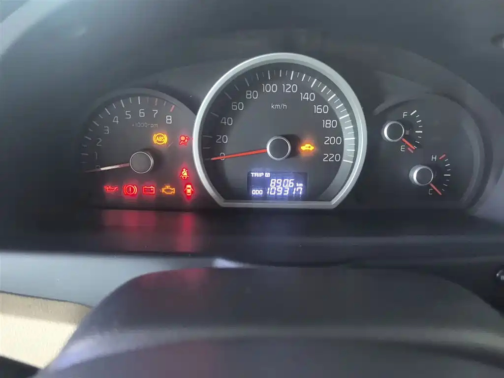 KIA SPORTAGE 2013