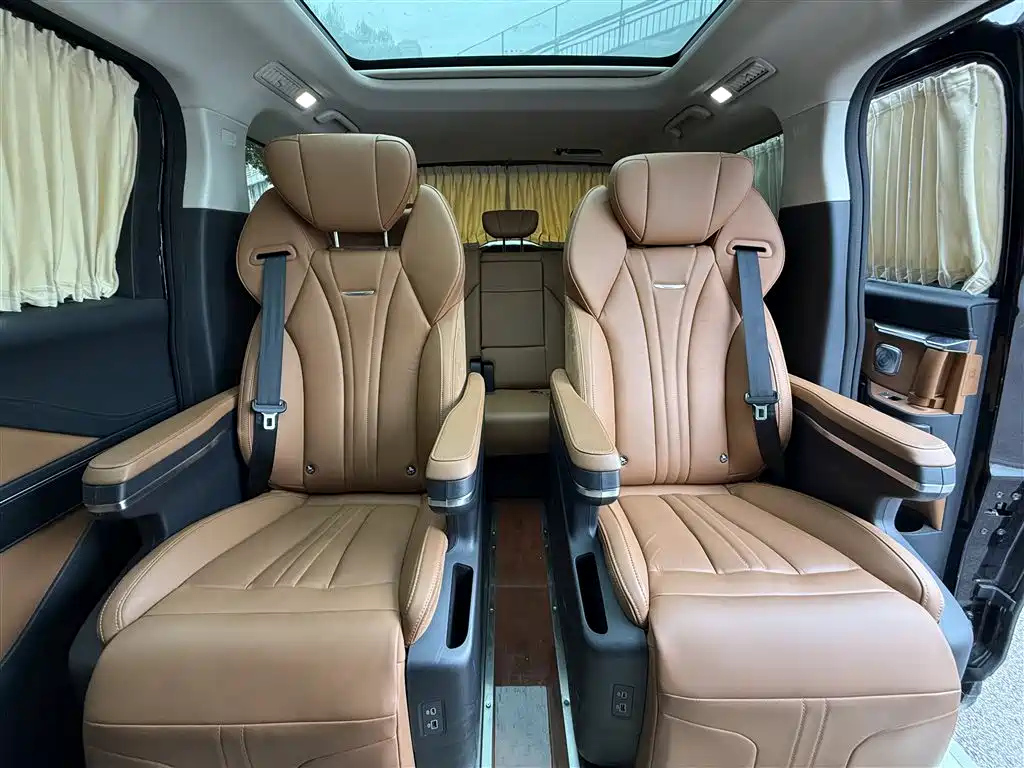 HONGQI HQ9 2023