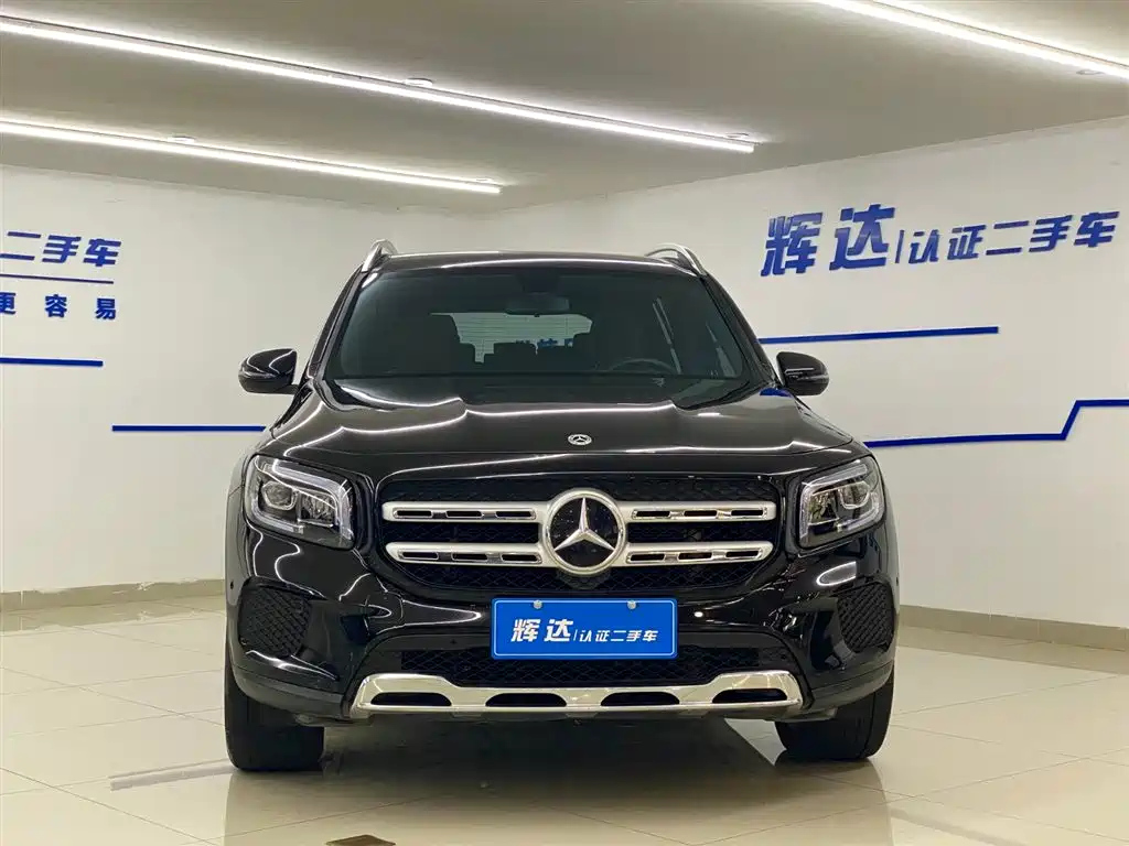 MERCEDES BENZ GLB 2023