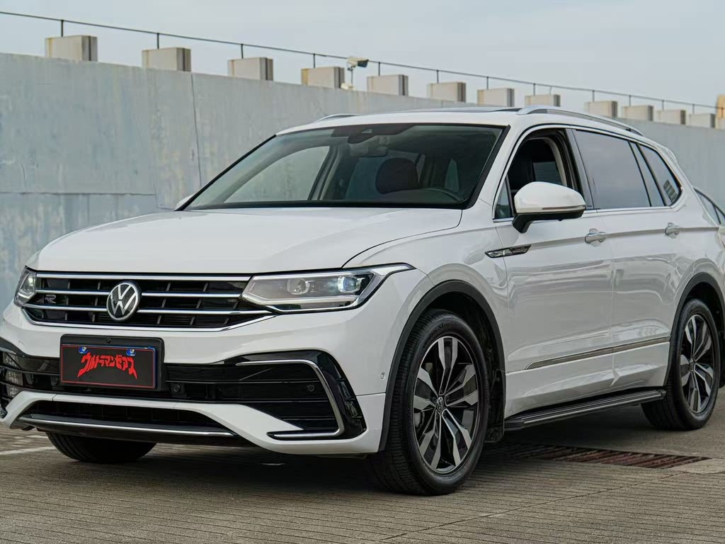 VOLKSWAGEN TIGUAN L 2023