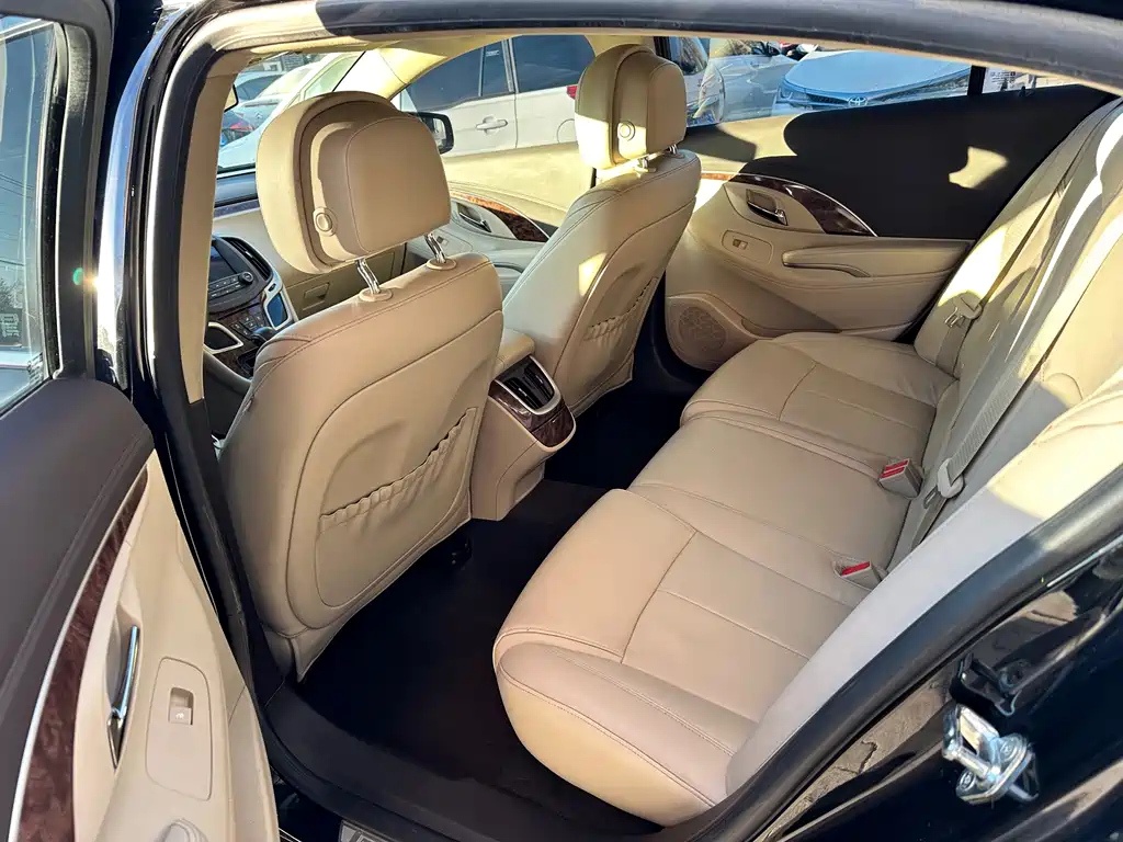 BUICK LACROSSE 2016