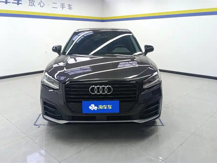 AUDI Q2L 2018