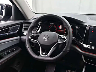VOLKSWAGEN TOURAN 2022