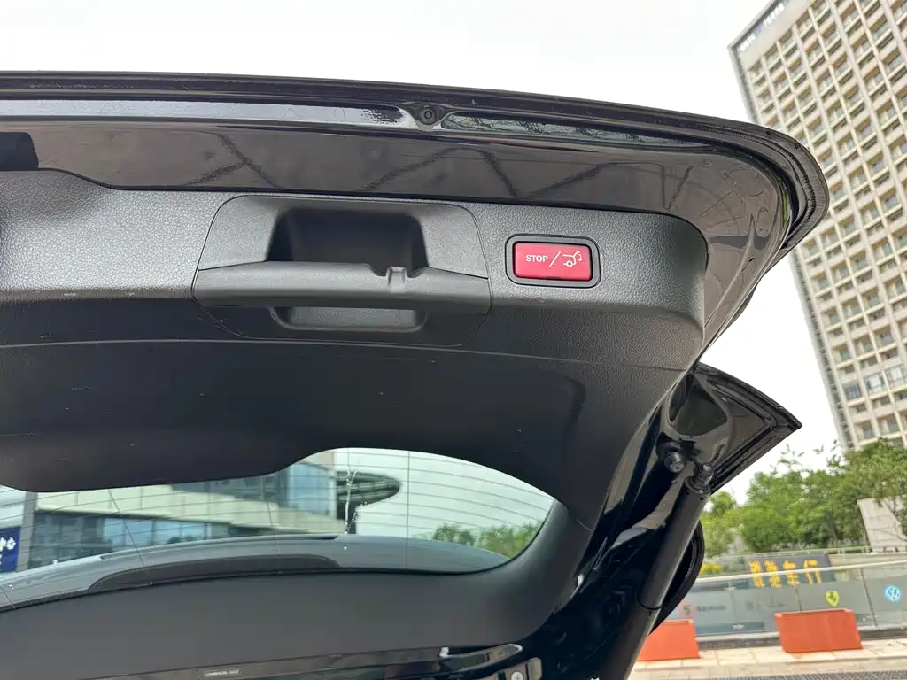 MERCEDES BENZ GLB 2021