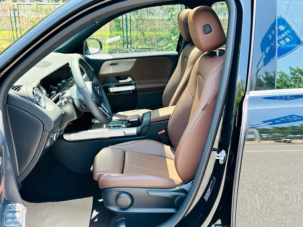 MERCEDES BENZ GLB 2022