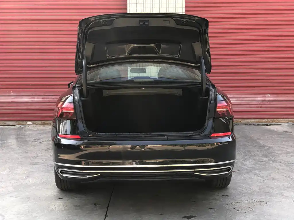 VOLKSWAGEN PASSAT 2021