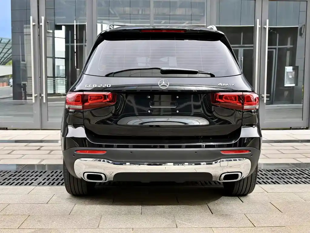 MERCEDES BENZ GLB 2022