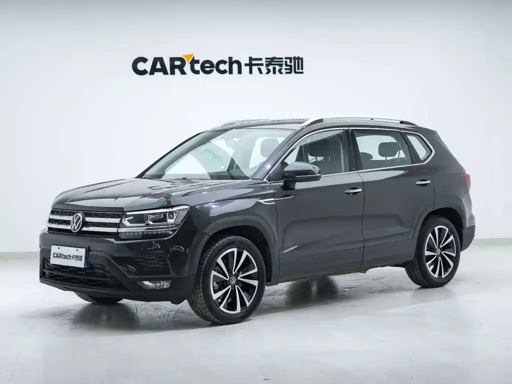 VOLKSWAGEN THARU 2021