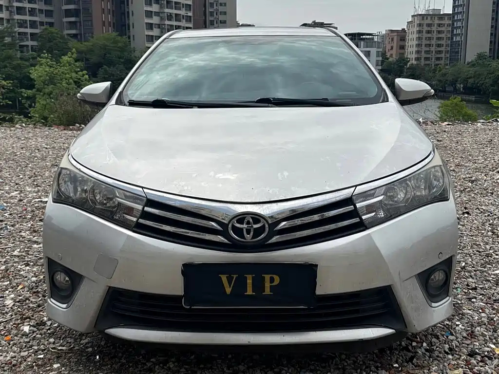 TOYOTA COROLLA 2017
