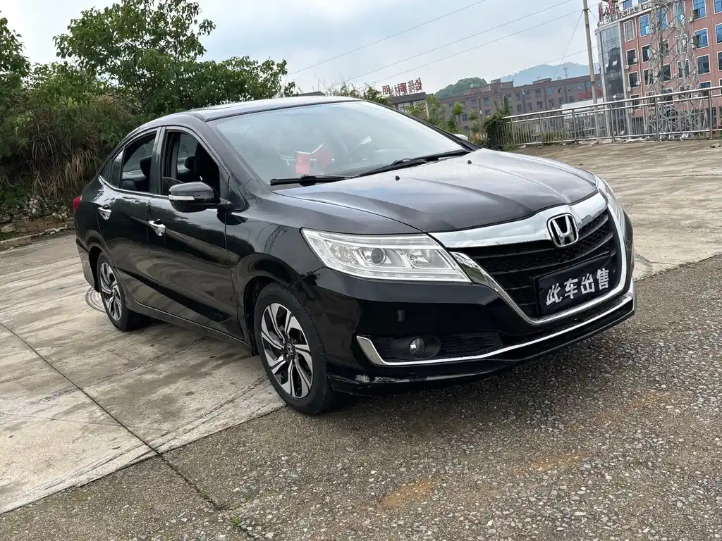 HONDA CRIDER 2016
