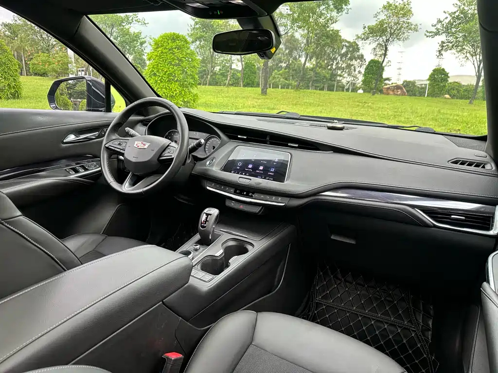 CADILLAC XT4 2018