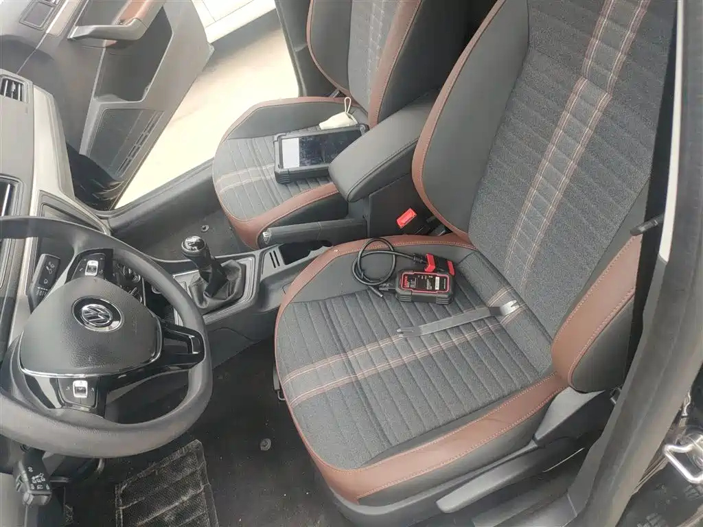 VOLKSWAGEN LAVIDA 2019