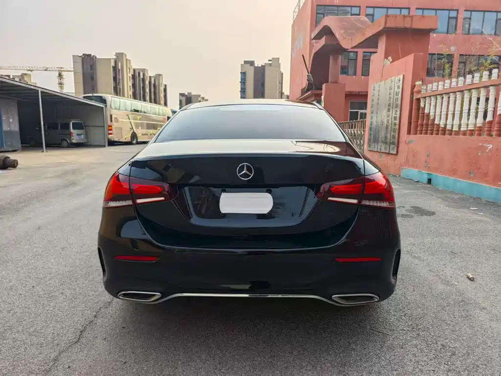 MERCEDES BENZ A-CLASS 2020