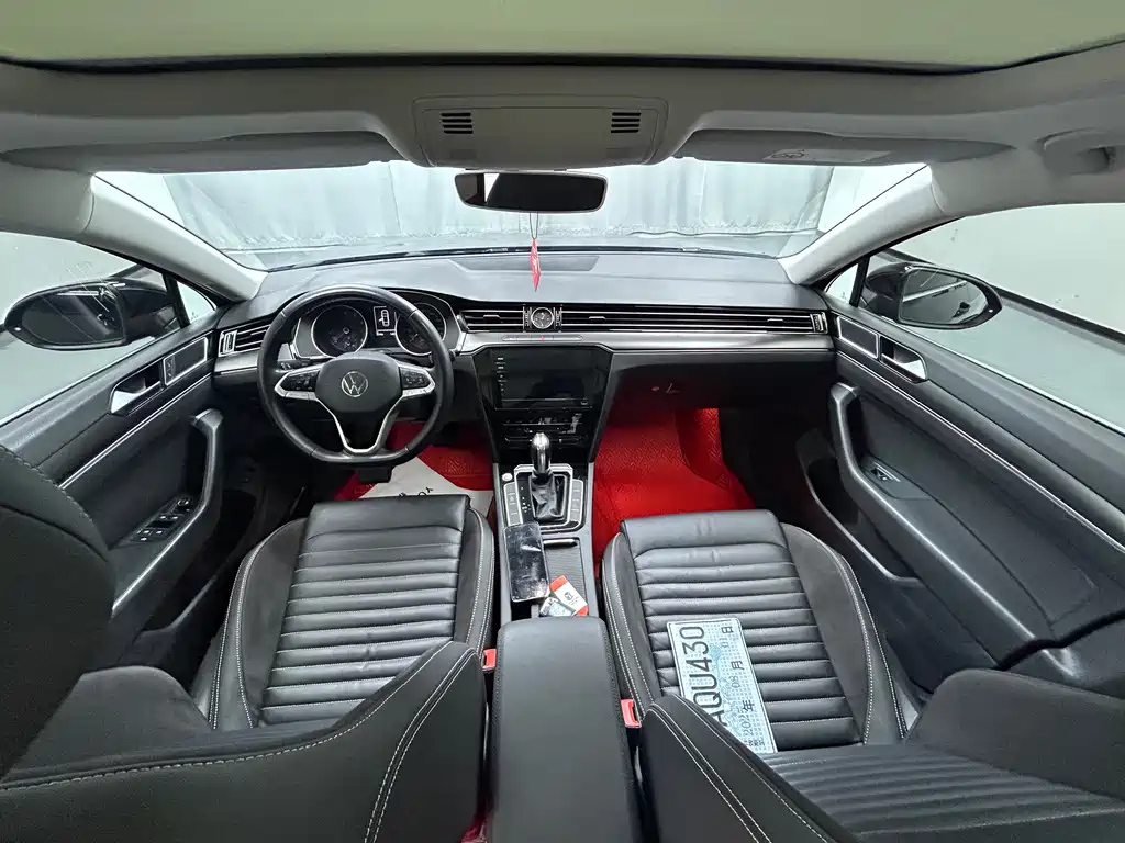 VOLKSWAGEN MAGOTAN 2020