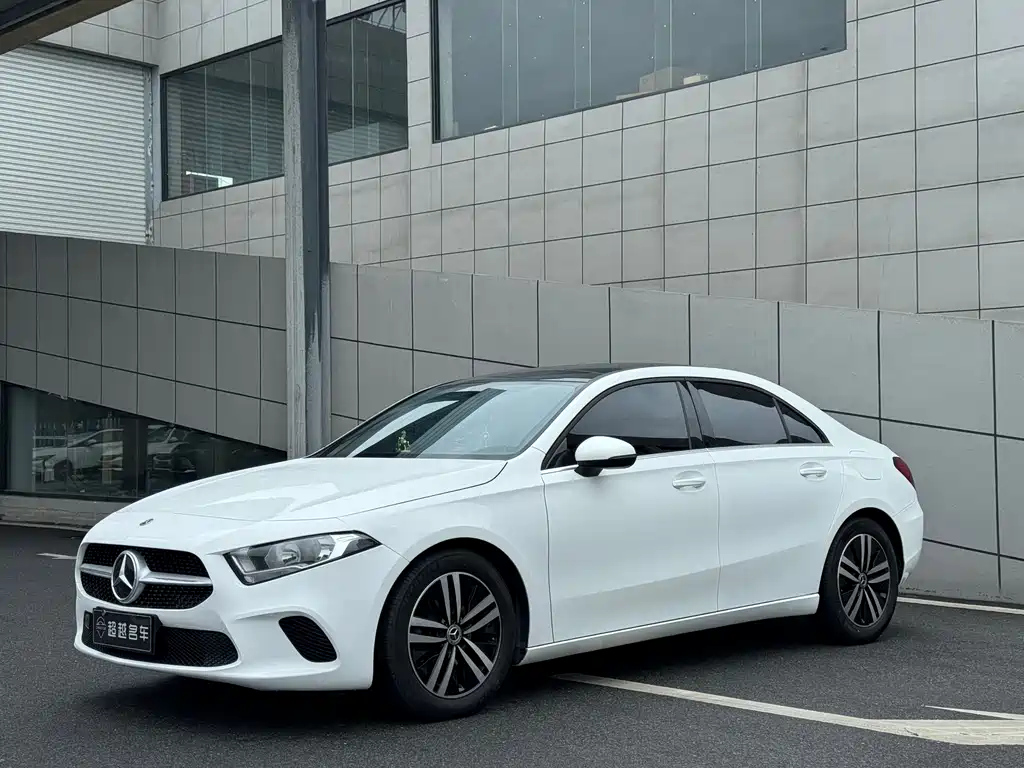 MERCEDES BENZ A-CLASS 2020