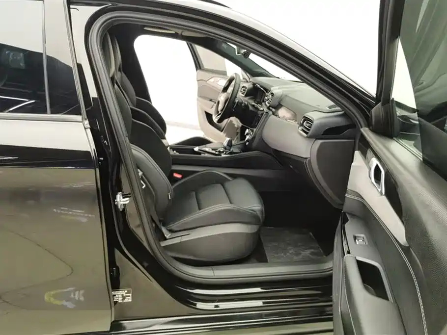 LYNK&CO 02 HATCHBACK 2022