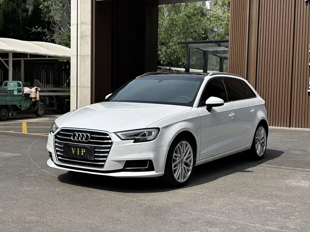 AUDI A3 2019