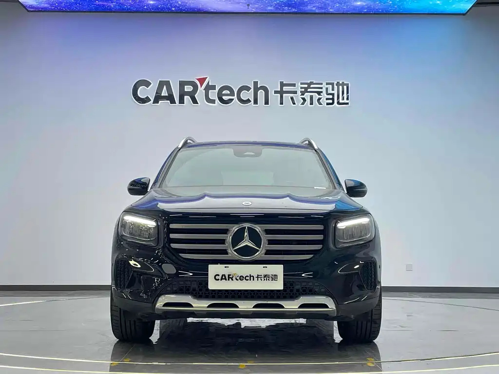MERCEDES BENZ GLB 2024