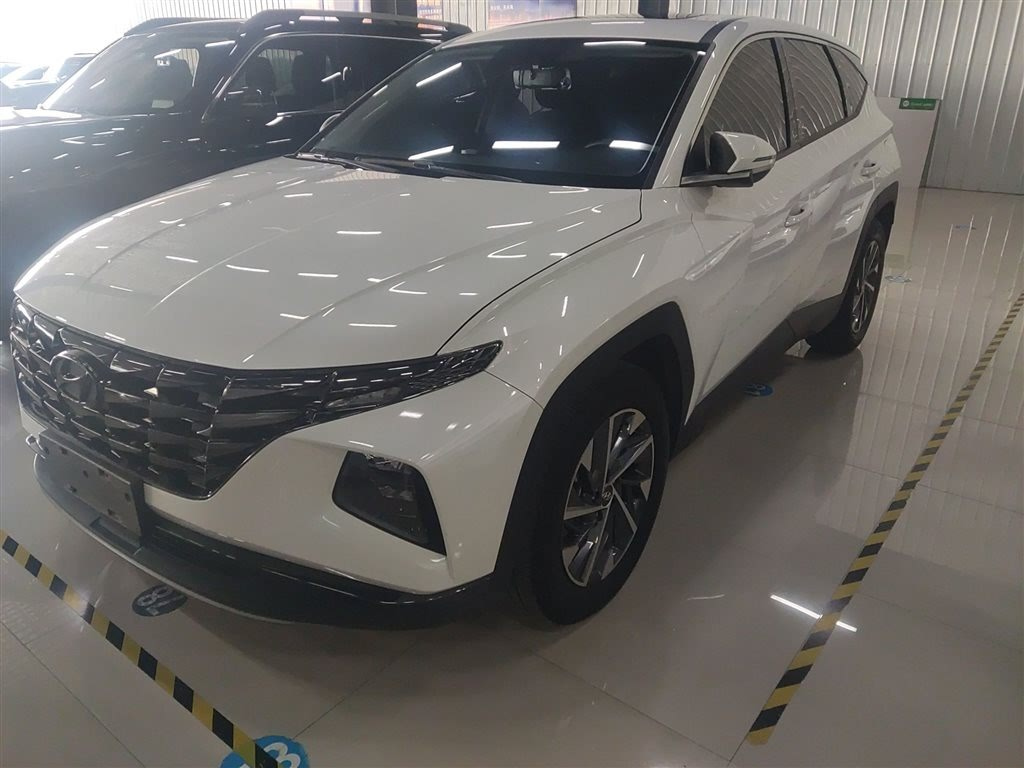HYUNDAI TUCSON 2021