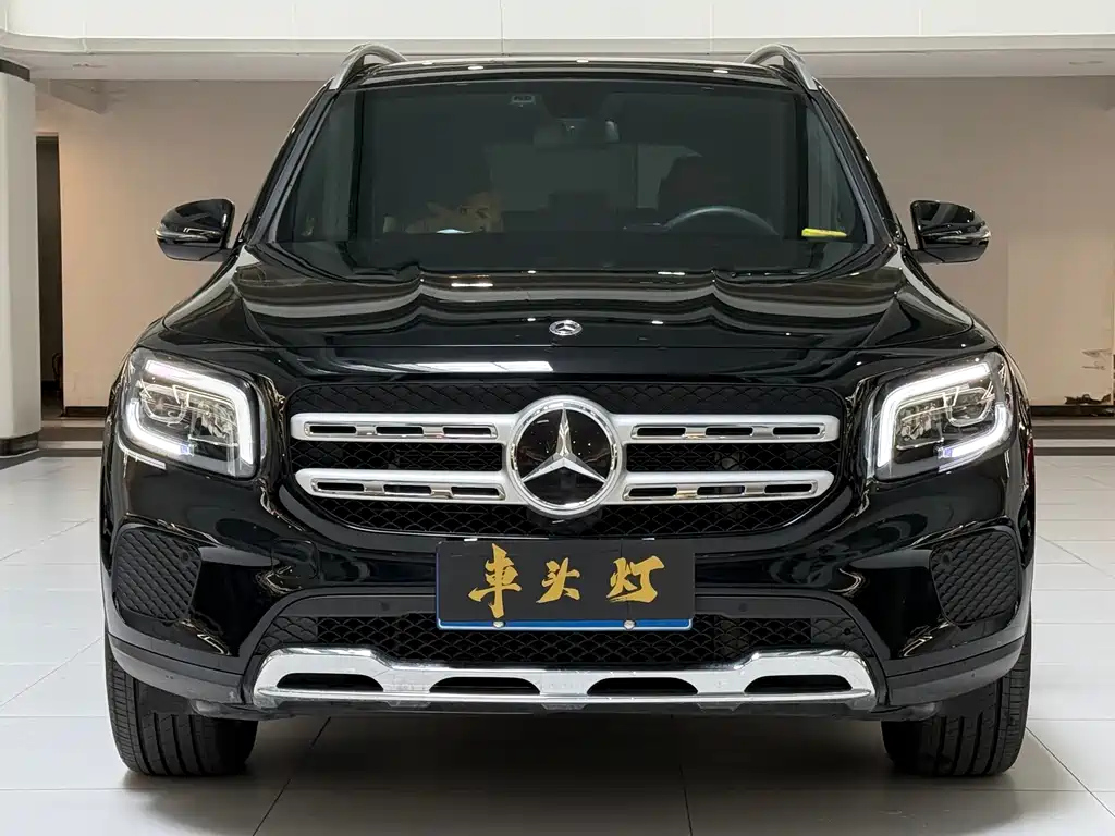 MERCEDES BENZ GLB 2023