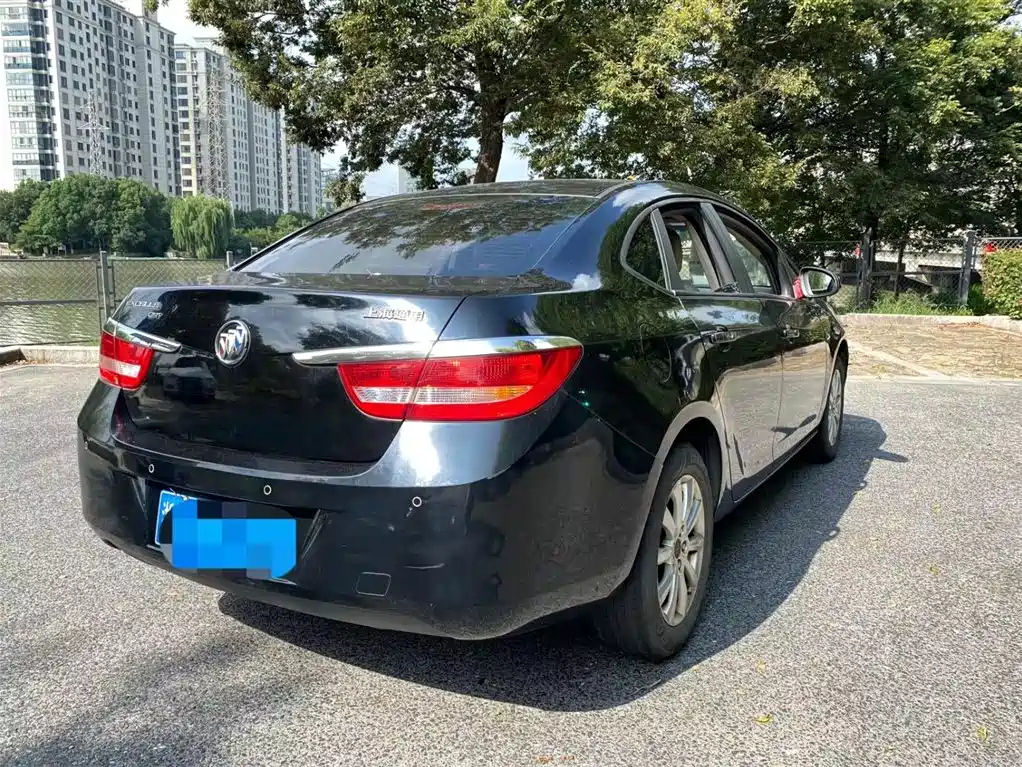 BUICK EXCELLE 2011