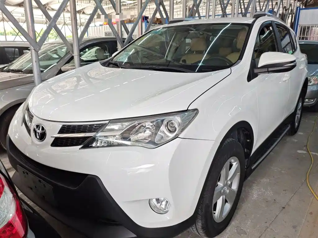 TOYOTA RAV4 RONGFANG 2013
