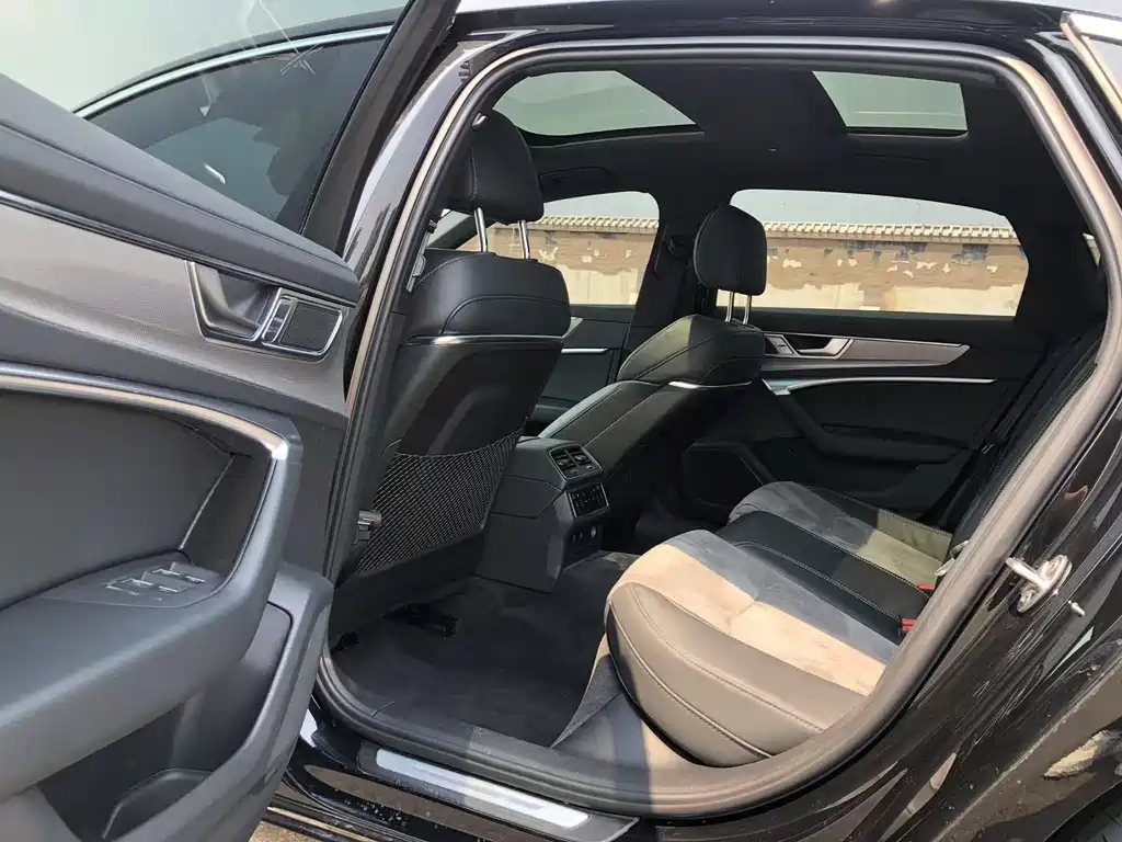 AUDI A6L 2023