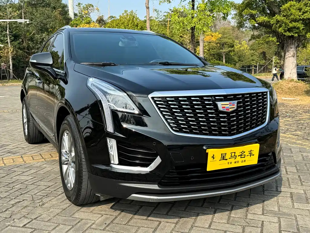 CADILLAC XT5 2021