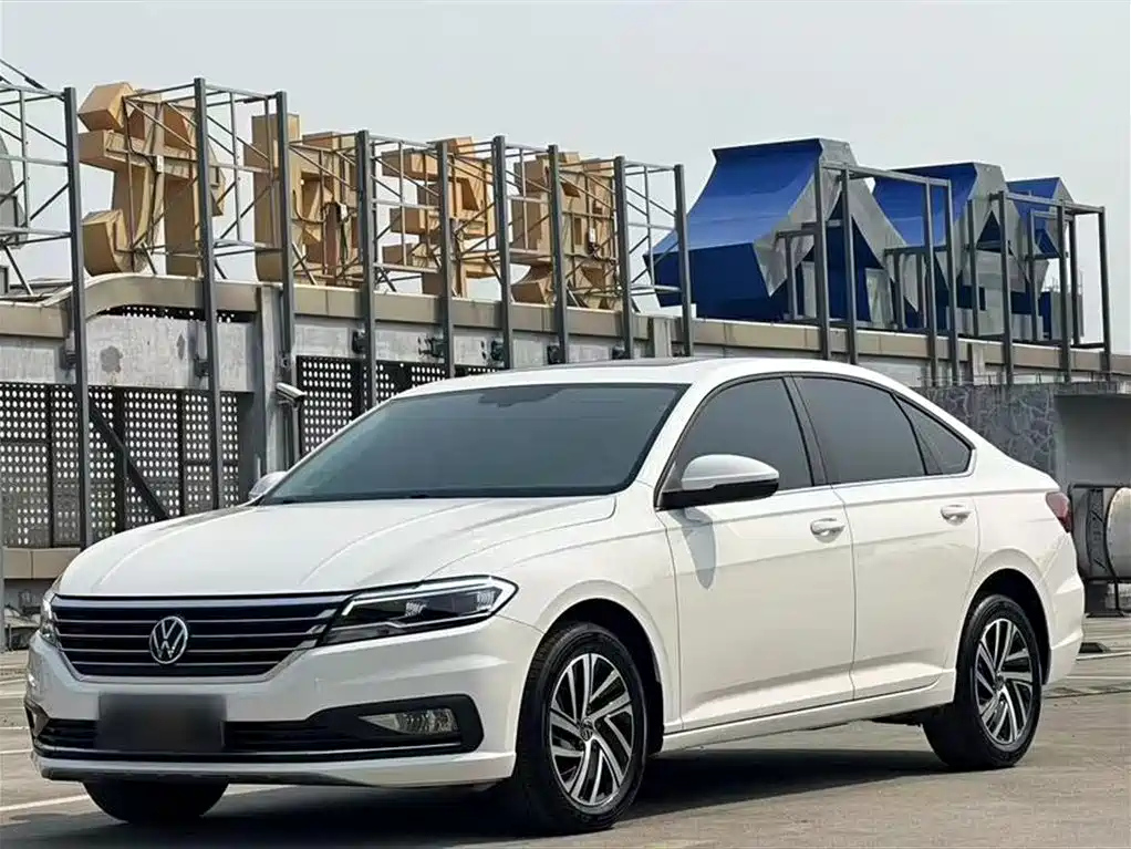 VOLKSWAGEN LAVIDA 2022