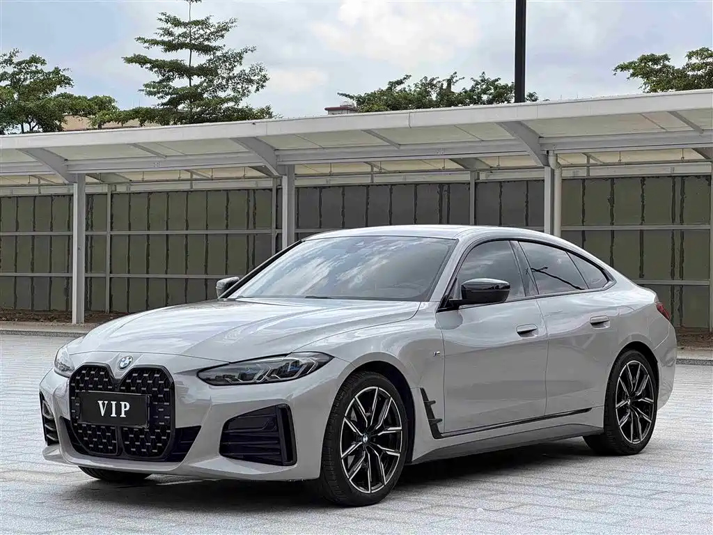 BMW 4-SERIES