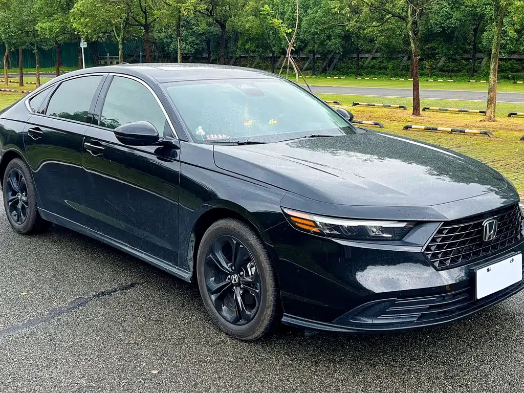 HONDA ACCORD 2025