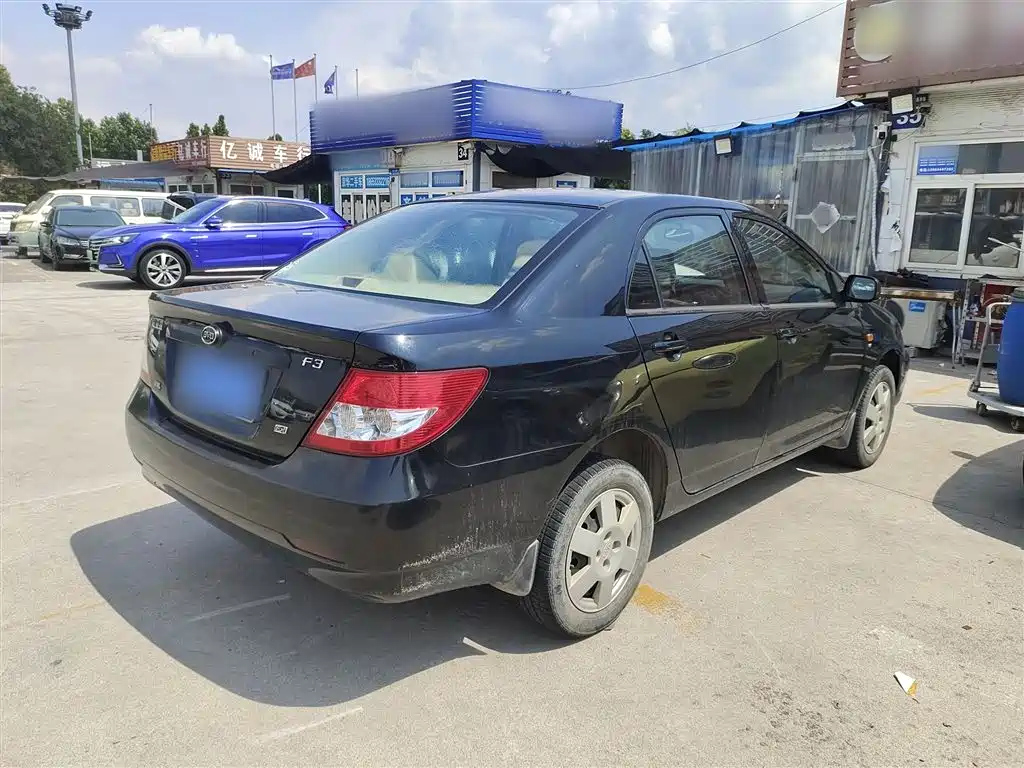 BYD F3 2013