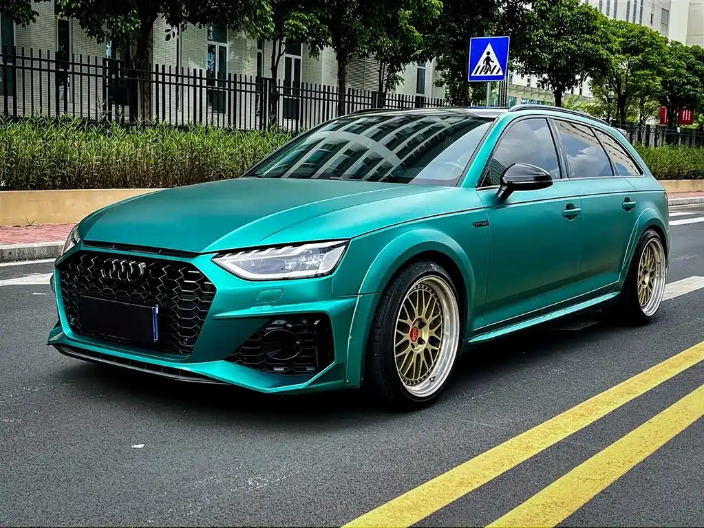 AUDI A4 IMPORT 2017