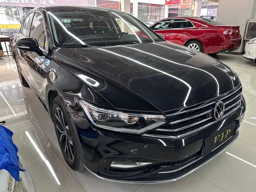 VOLKSWAGEN MAGOTAN 2021
