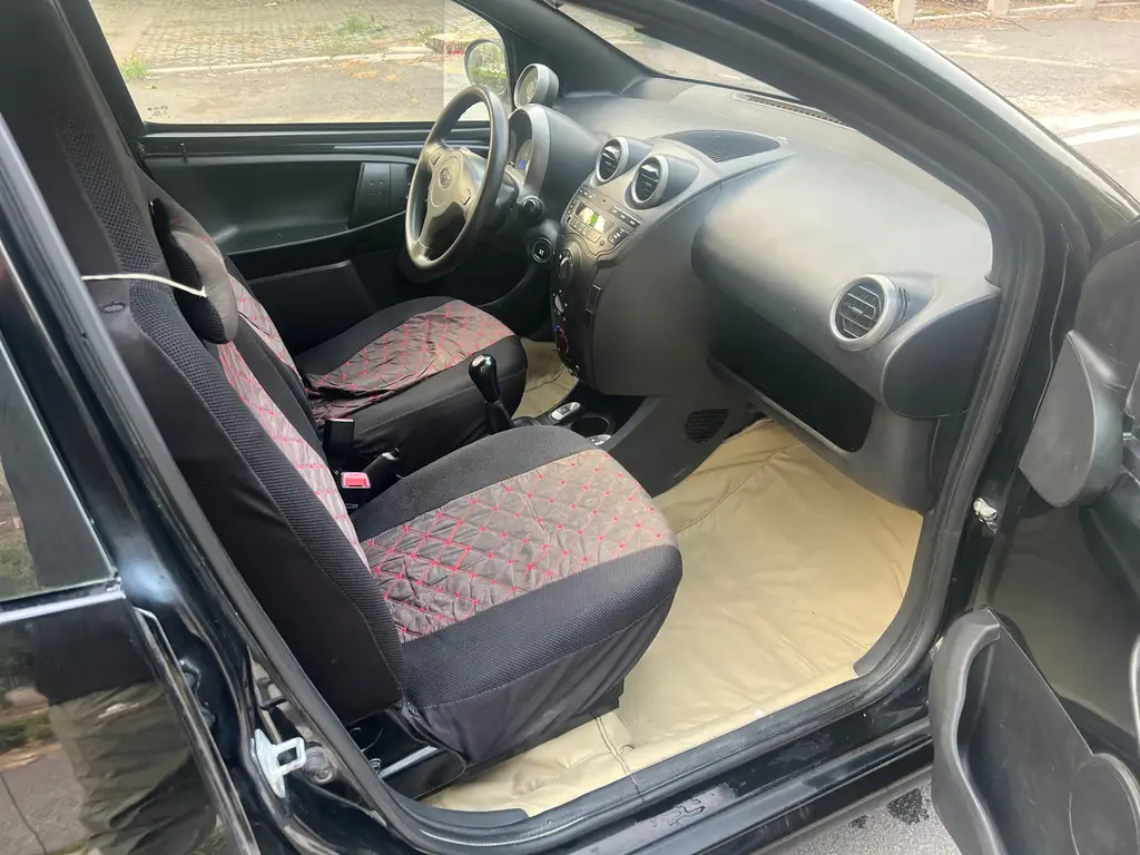 BYD F0 2012