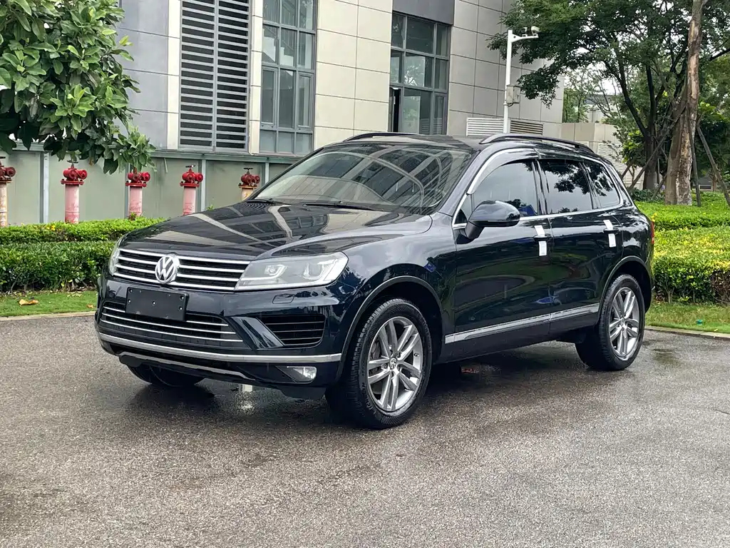 VOLKSWAGEN TOUAREG 2017