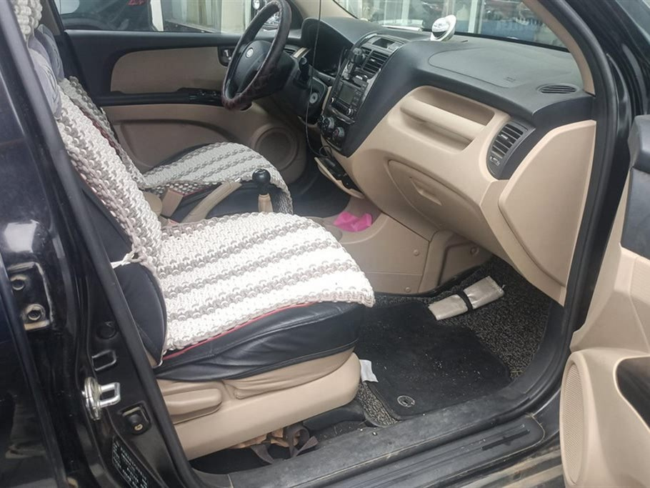 KIA SPORTAGE 2012