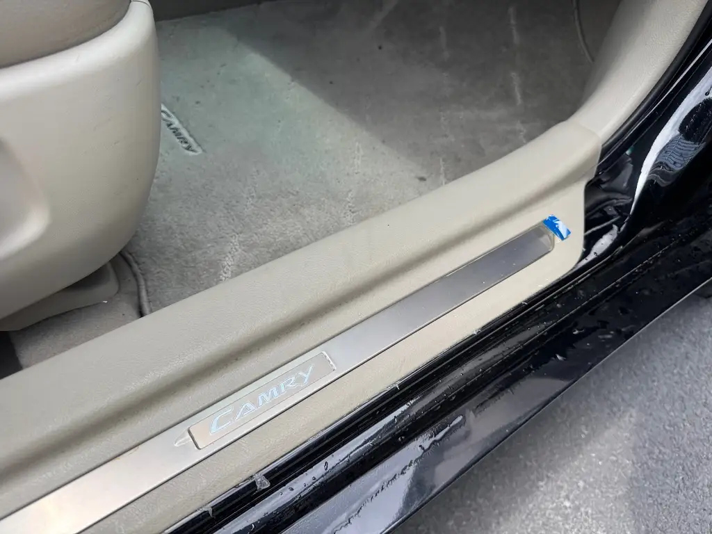 TOYOTA CAMRY 2011