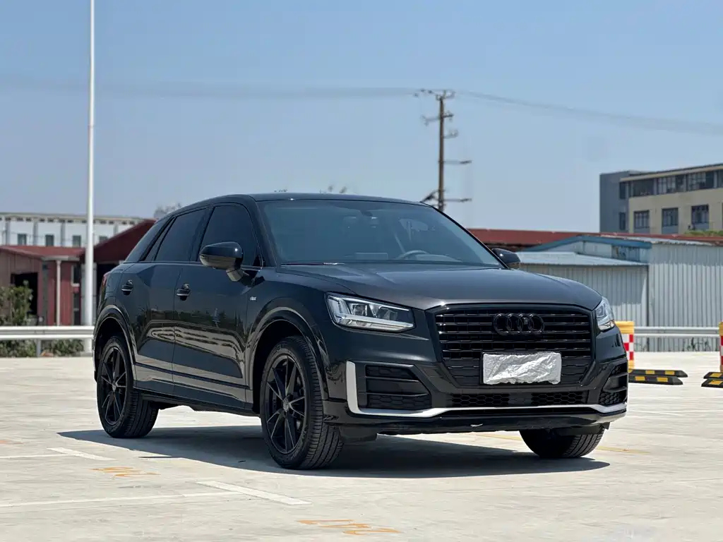 AUDI Q2L 2018