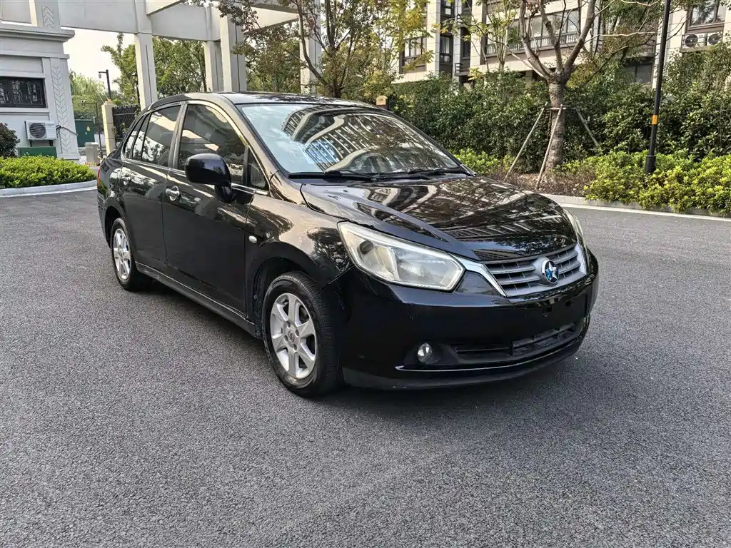 VENUCIA D50 2014