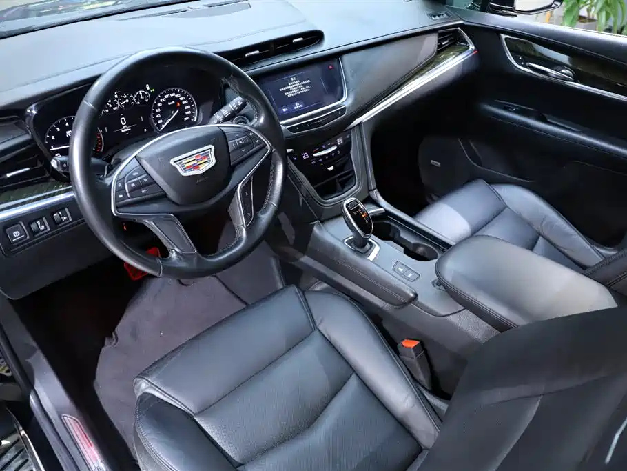 CADILLAC XT5 2019