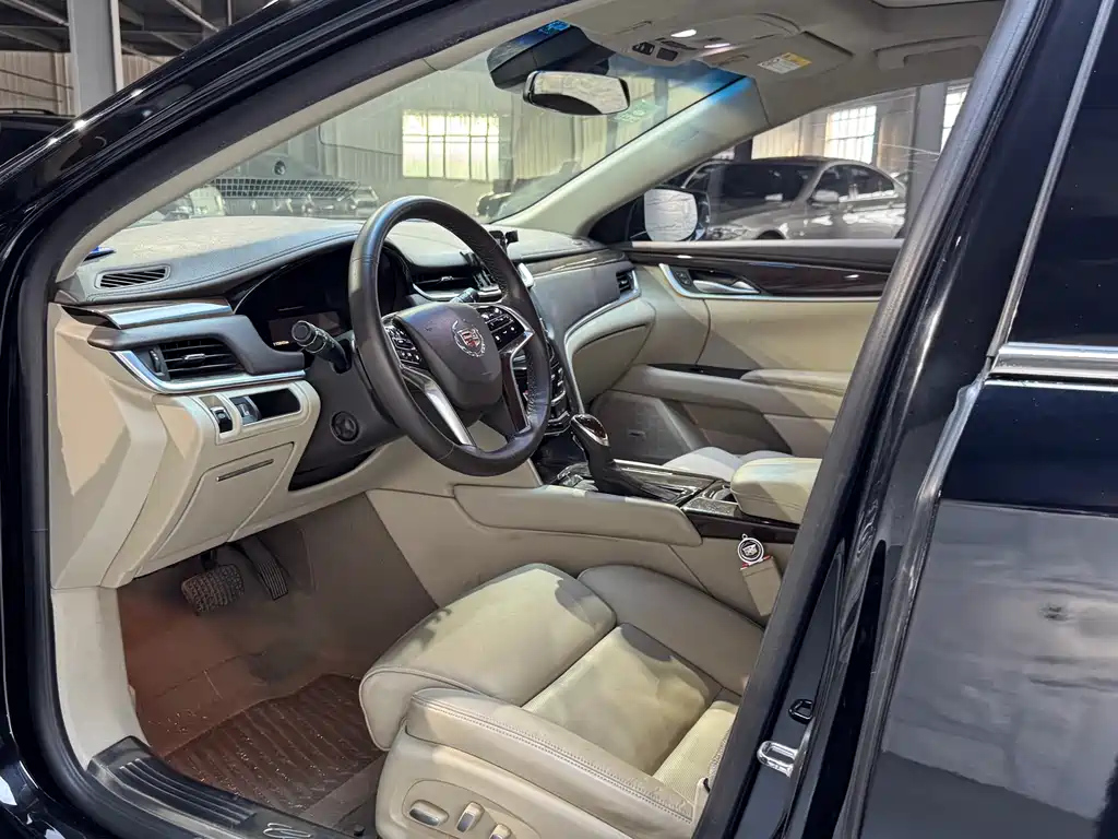 CADILLAC XTS 2014