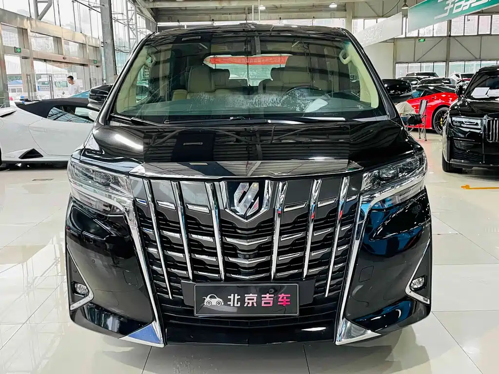 TOYOTA ALPHARD 2018