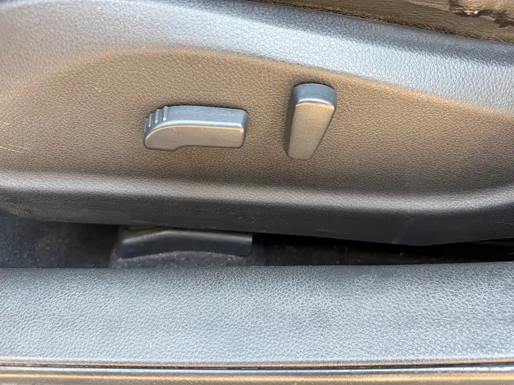 NISSAN TEANA 2011