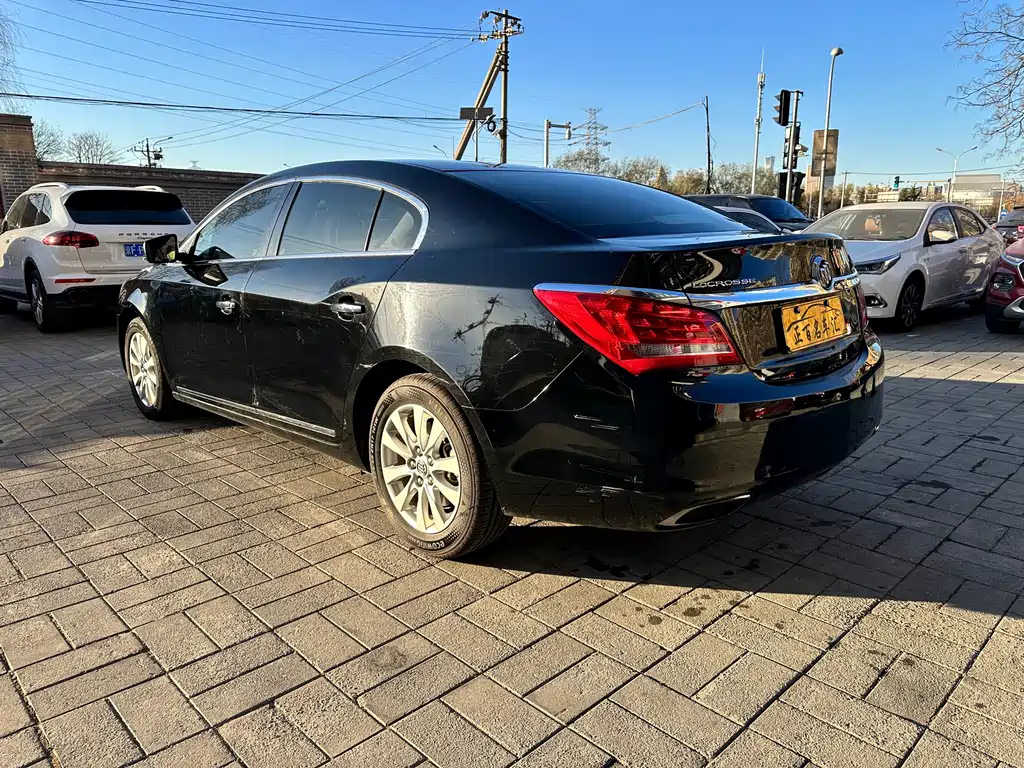 BUICK LACROSSE 2016