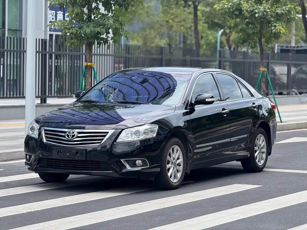 TOYOTA CAMRY 2011